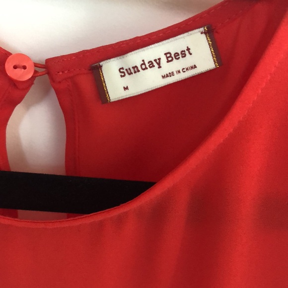 ARITZIA Sunday Best Flutter Sleeve - Picture 2 of 4